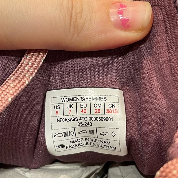 NIB The North Face Sz 9 Womens Midnight Mauve W Altamesa 300 Sneaker Shoes $129! - Picture 11 of 12